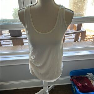 Women's White Sleeveless Top
